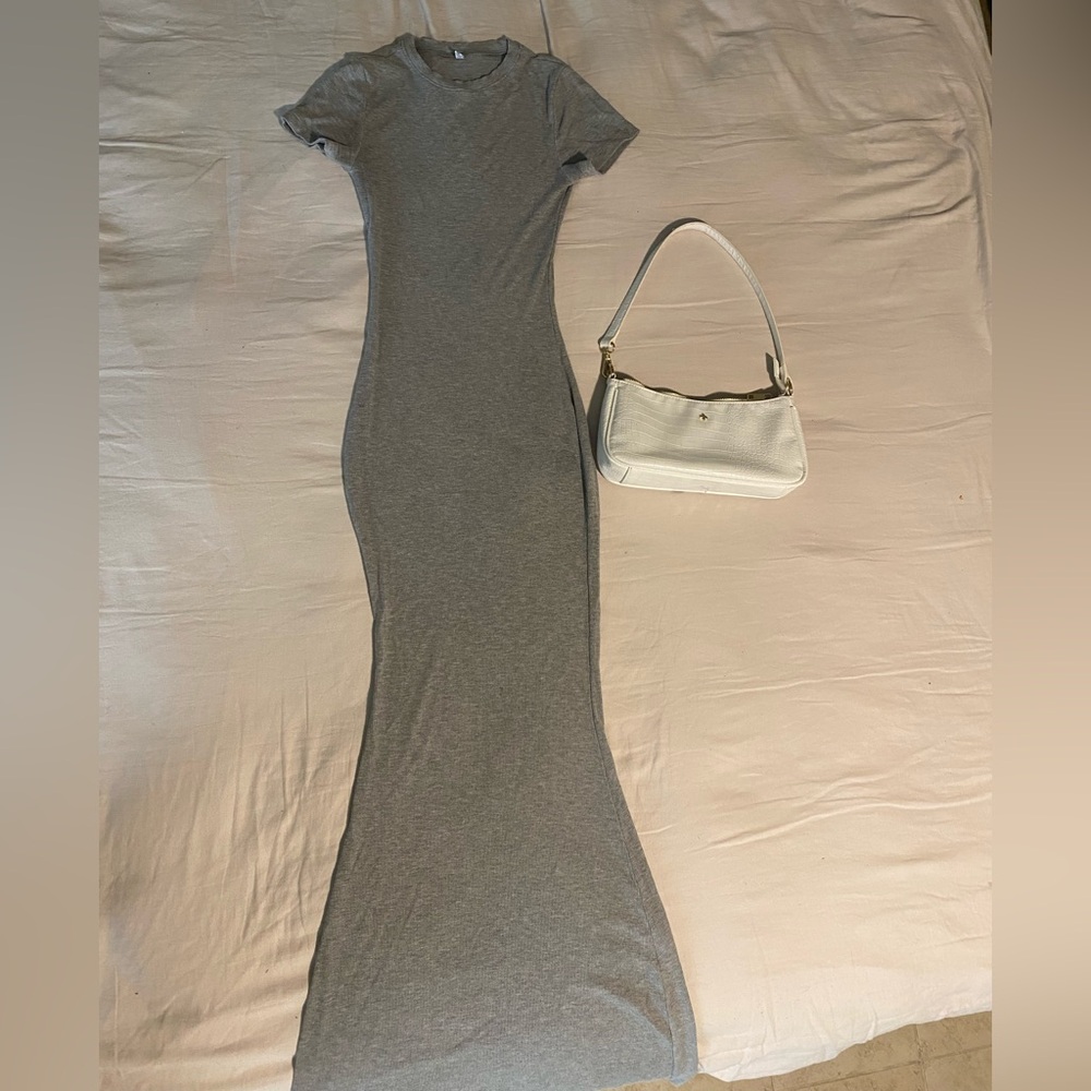 Reoria Ribbed Maxi Dress